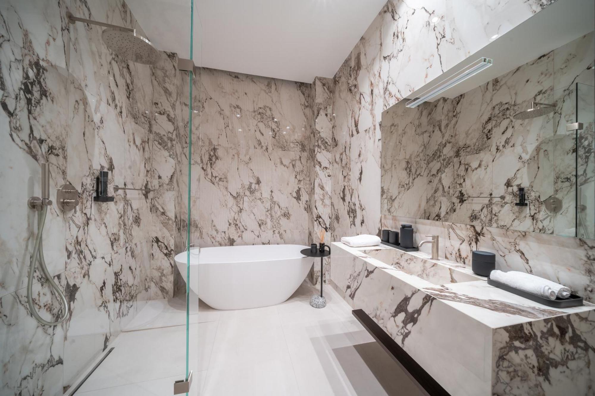 Damas Suites Budapest Luaran gambar