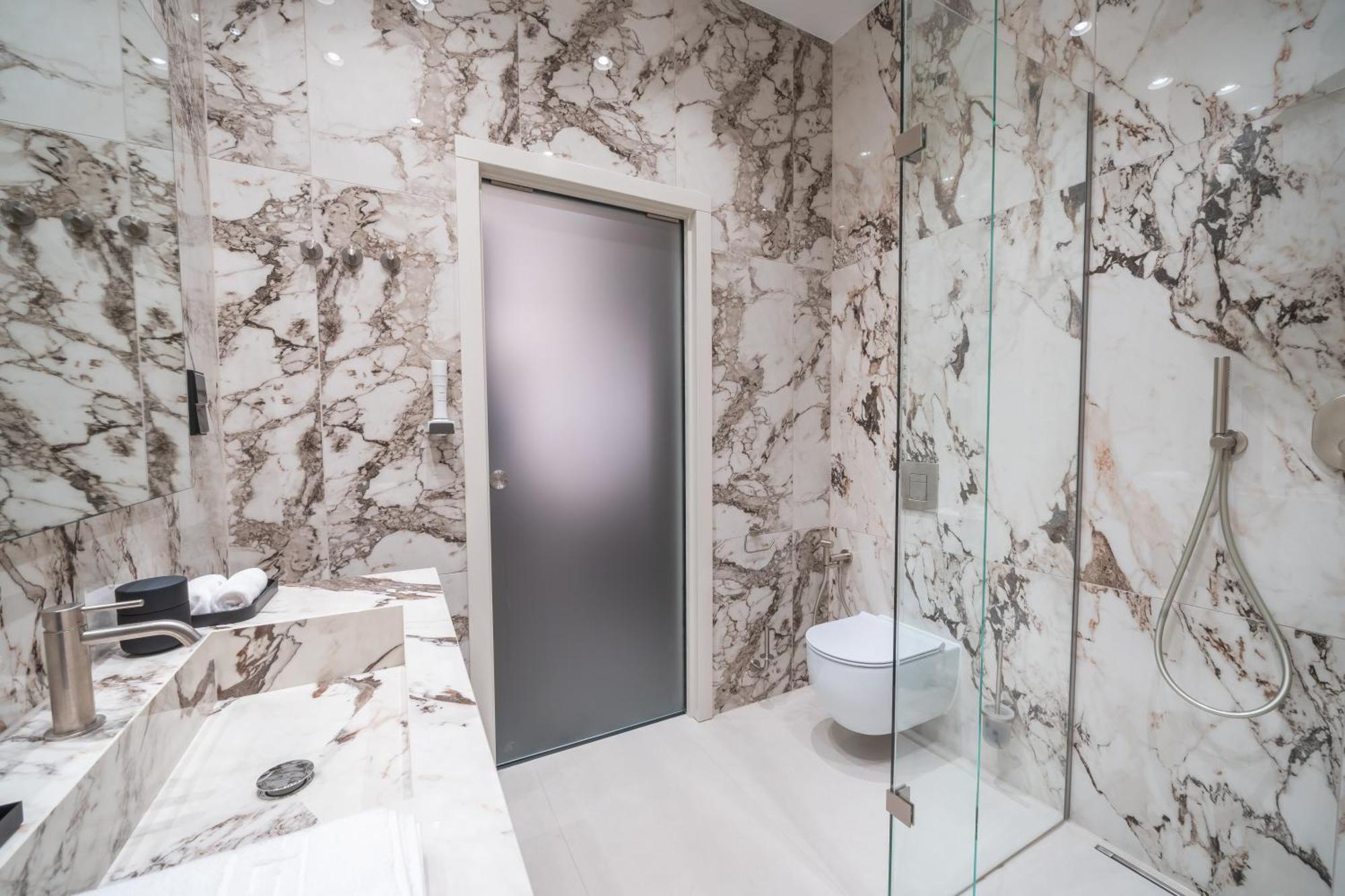 Damas Suites Budapest Luaran gambar