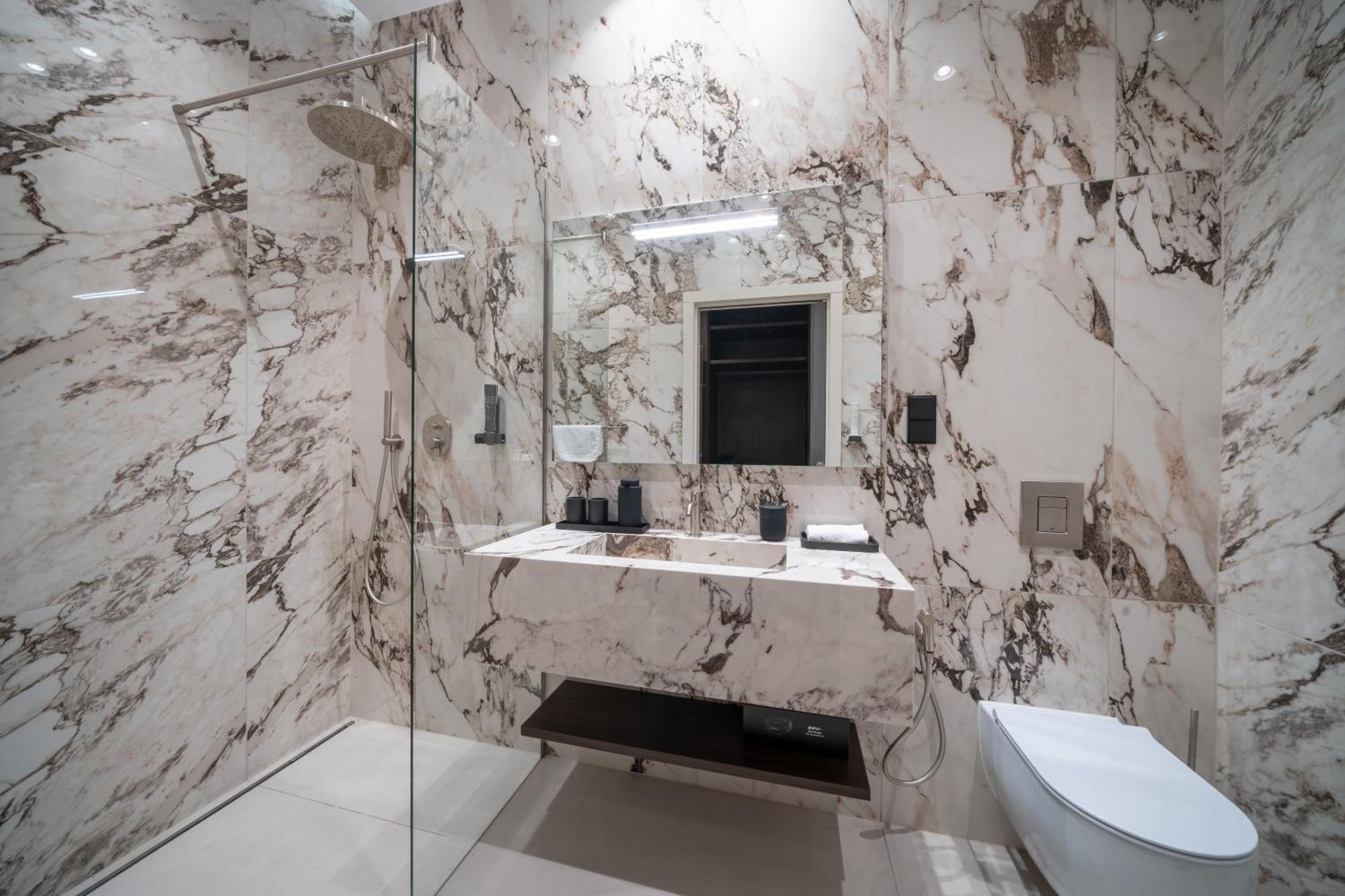 Damas Suites Budapest Luaran gambar