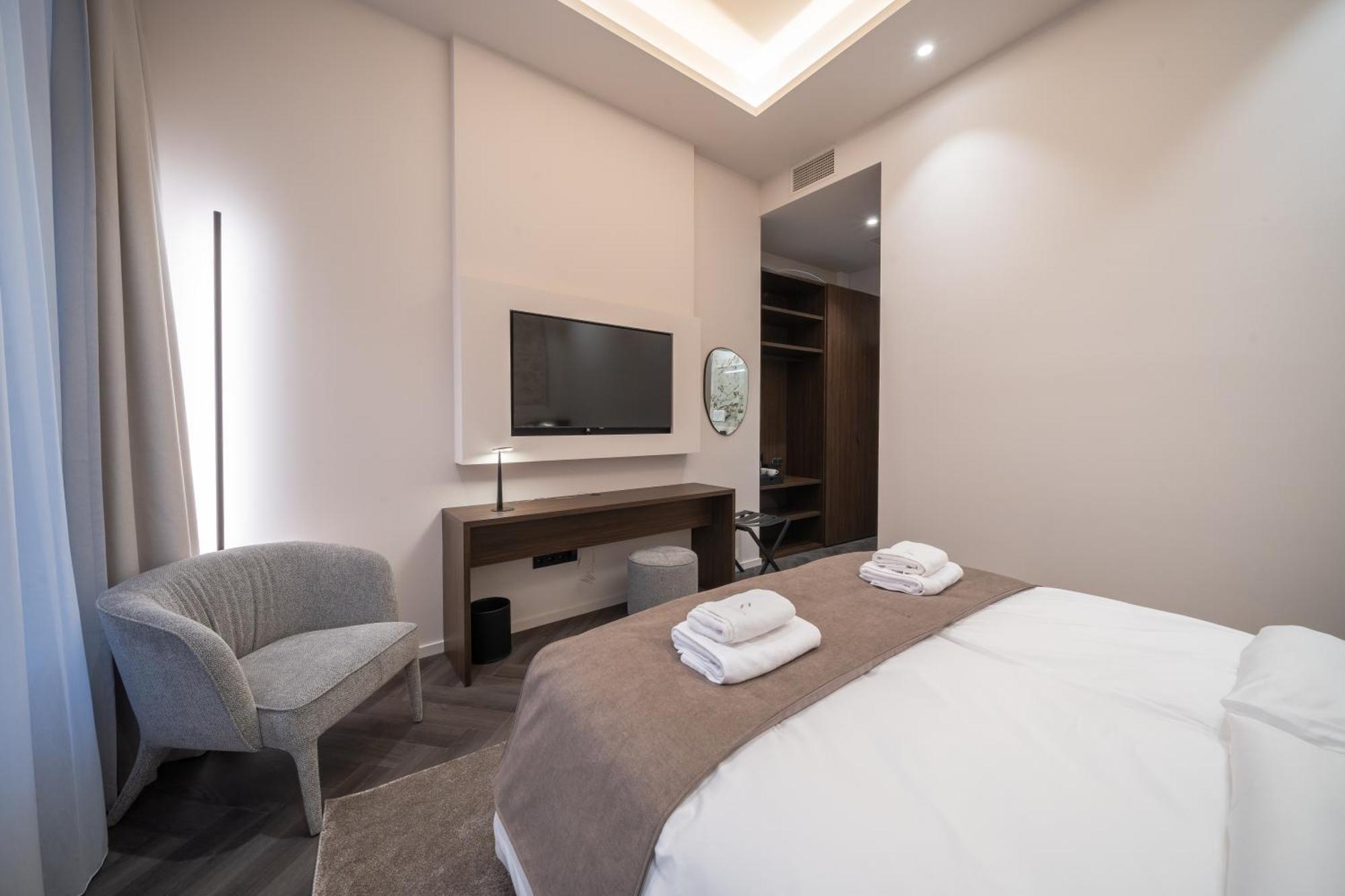 Damas Suites Budapest Luaran gambar
